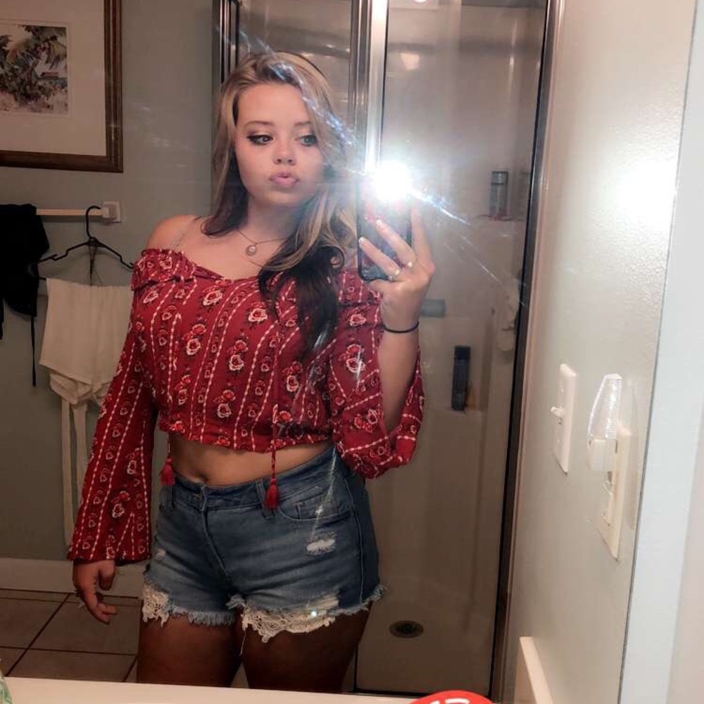 H&M crop top